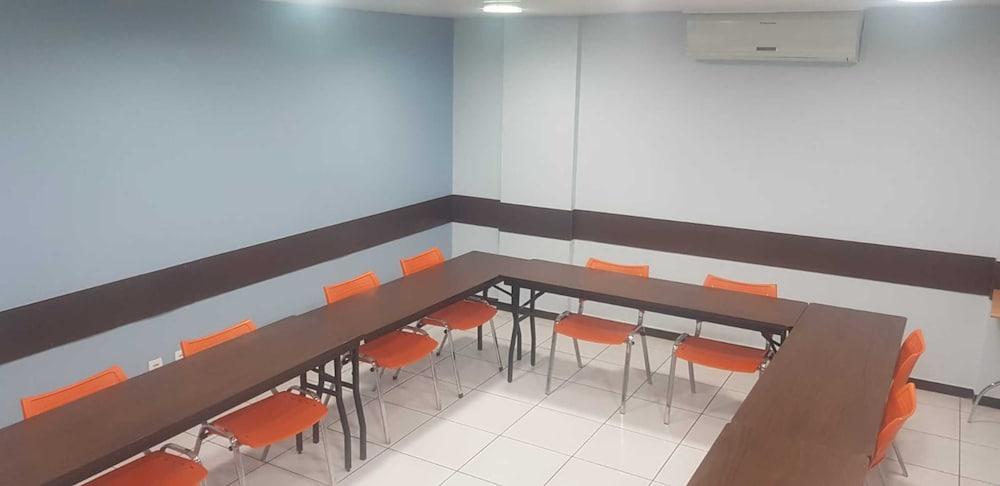 Hotel Dan Inn Sao Carlos By Nacional Inn Екстериор снимка