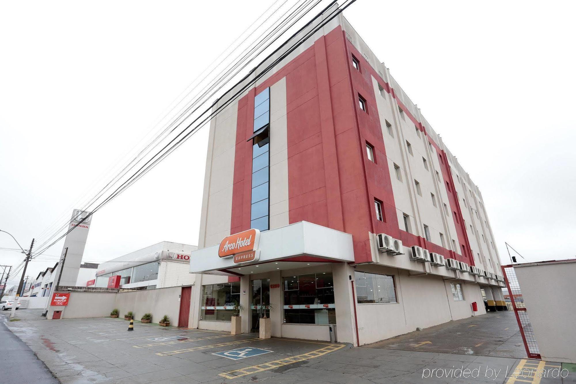 Hotel Dan Inn Sao Carlos By Nacional Inn Екстериор снимка